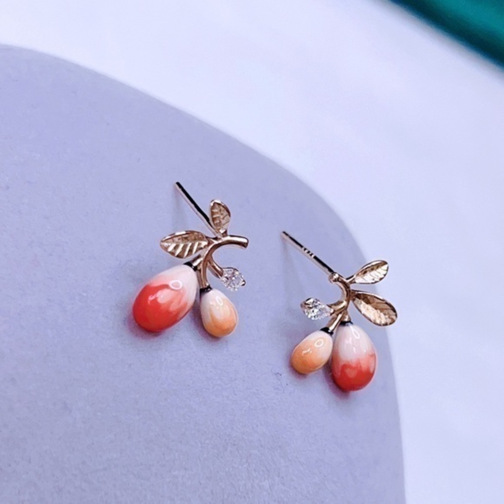 - 18K Gold Vermeil Peach 🍑 Stud Earrings